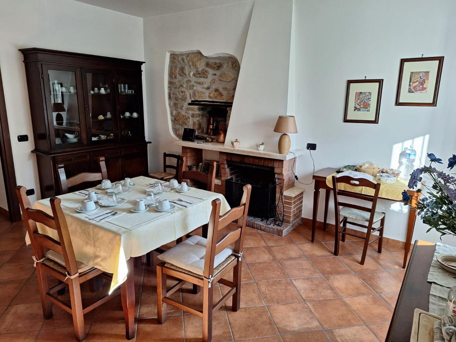 Casale San Felice B&B Cusano Mutri Exterior photo